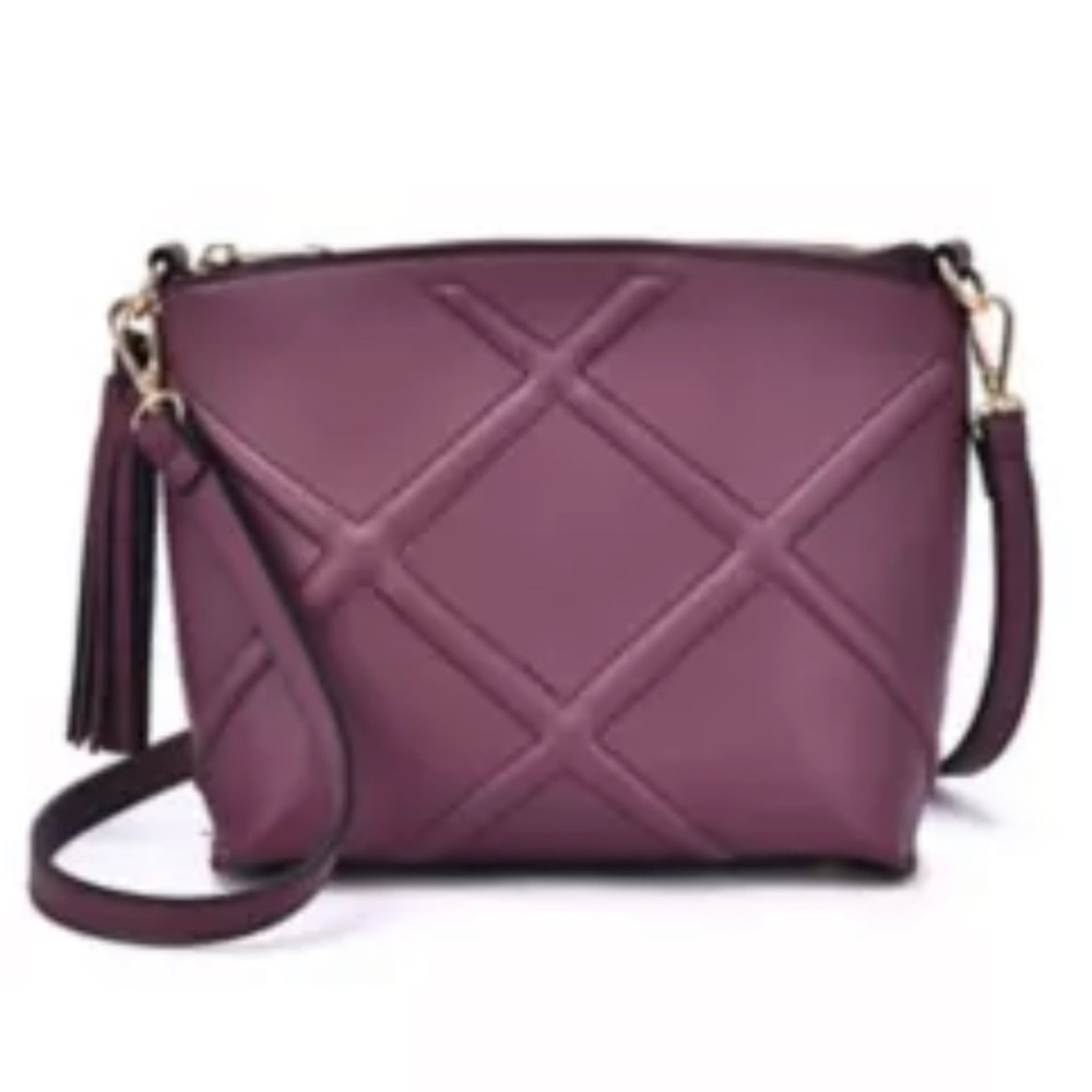 Elegant Quilted Crossbody Bag in Plum